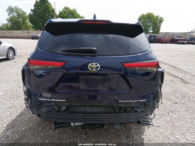 2022 Toyota Highlander Platinum მანქანა იყიდება აუქციონზე, vin: 5TDFZRBH5NS229706, აუქციონის ნომერი: 44986255