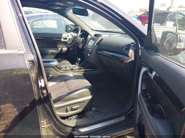 44986306 :رقم المزاد ، 5XYKW4A70EG501059 vin ، 2014 Kia Sorento Limited V6 مزاد بيع