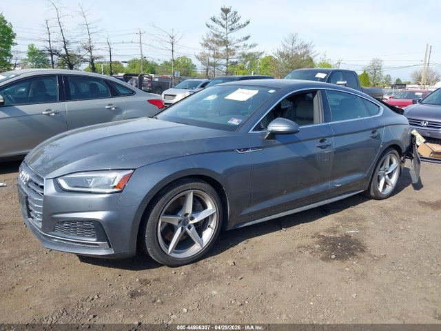 44986307 :رقم المزاد ، WAUENCF57KA043658 vin ، 2019 Audi A5 45 Premium مزاد بيع