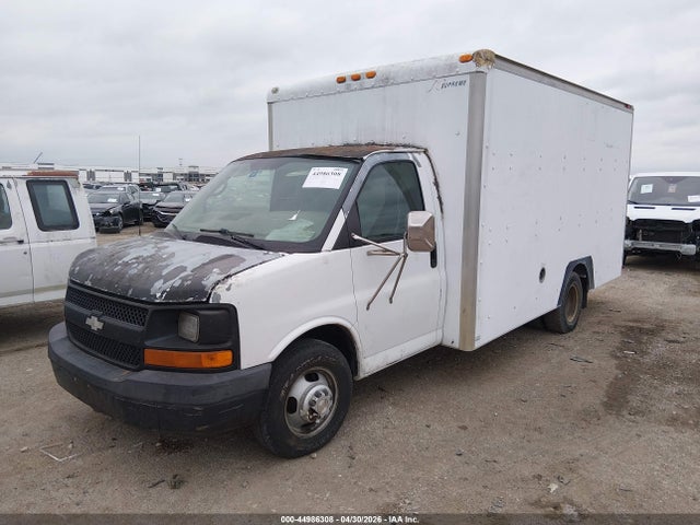 Auction sale of the 2007 Chevrolet Express Cutaway Work Van, vin: 1GBJG31U771140199, lot number: 44986308