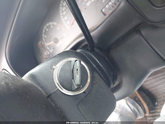 44986324 :رقم المزاد ، 1B7GG26Y9XS203258 vin ، 1999 Dodge Dakota Slt/sport مزاد بيع