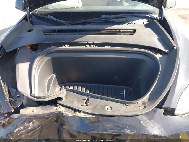 44986327 :رقم المزاد ، 7SAYGDEE7NF386972 vin ، 2022 Tesla Model Y Long Range Dual Motor All-wheel Drive مزاد بيع