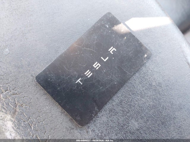 44986327 :رقم المزاد ، 7SAYGDEE7NF386972 vin ، 2022 Tesla Model Y Long Range Dual Motor All-wheel Drive مزاد بيع
