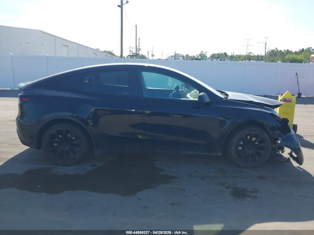 44986327 :رقم المزاد ، 7SAYGDEE7NF386972 vin ، 2022 Tesla Model Y Long Range Dual Motor All-wheel Drive مزاد بيع