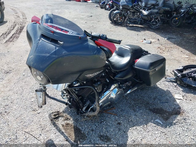 2017 Harley-davidson Flhx Street Glide მანქანა იყიდება აუქციონზე, vin: 1HD1KBC1XHB694662, აუქციონის ნომერი: 44986333