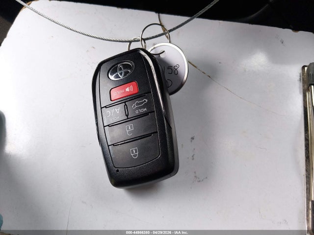 Toyota BZ4X XLE 2025 JTMAAAAA7SA072020 Image 11