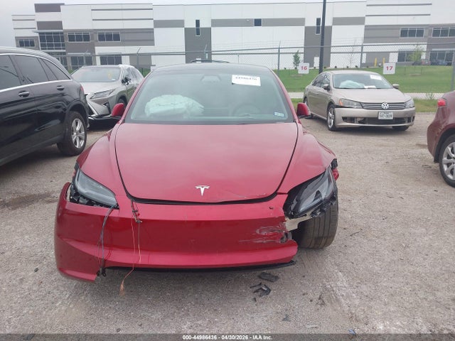 2024 Tesla Model 3 Long Range Dual Motor All-wheel Drive მანქანა იყიდება აუქციონზე, vin: 5YJ3E1EBXRF815108, აუქციონის ნომერი: 44986436