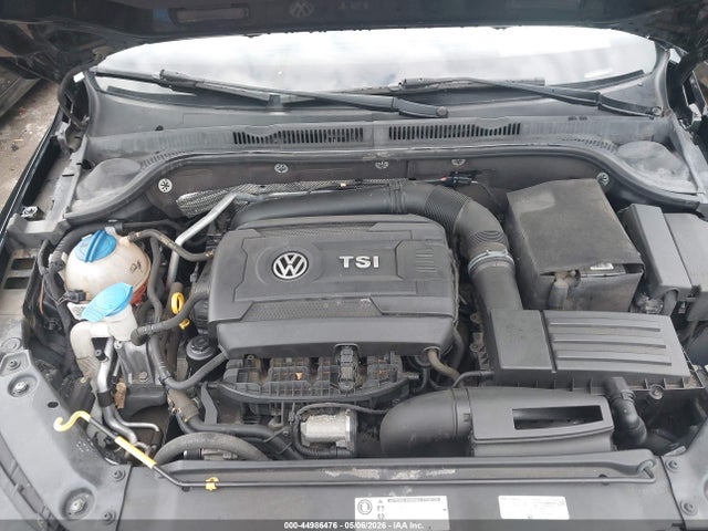 2017 Volkswagen Jetta 1.8t Sel/1.8t Sel Premium მანქანა იყიდება აუქციონზე, vin: 3VWL17AJ0HM399900, აუქციონის ნომერი: 44986476