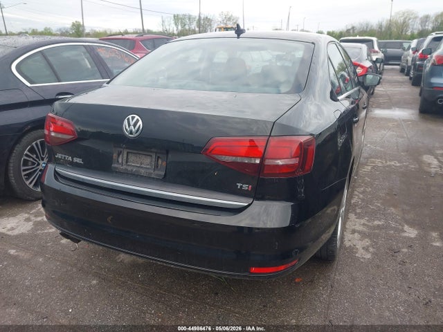 2017 Volkswagen Jetta 1.8t Sel/1.8t Sel Premium მანქანა იყიდება აუქციონზე, vin: 3VWL17AJ0HM399900, აუქციონის ნომერი: 44986476