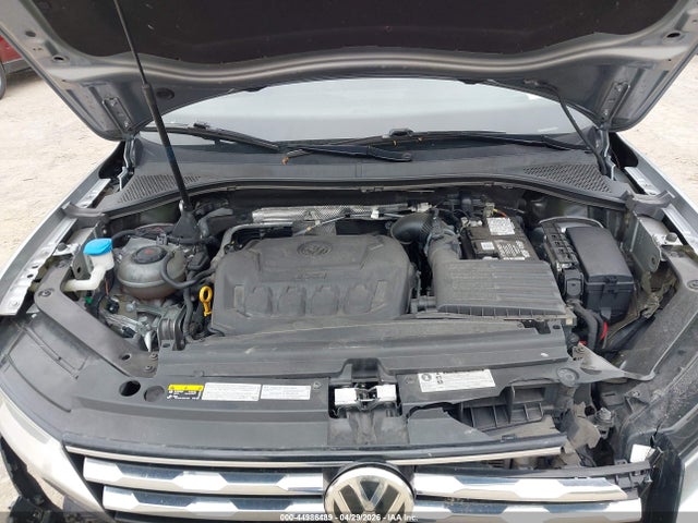 Продаж на аукціоні авто 2019 Volkswagen Tiguan 2.0t Se/2.0t Sel/2.0t Sel R-line/2.0t Sel R-line Black, vin: 3VV2B7AX5KM076886, номер лоту: 44986489