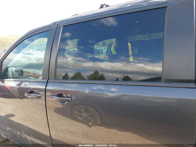 Продажа на аукционе авто 2019 Dodge Grand Caravan Gt, vin: 2C4RDGEG6KR752417, номер лота: 44986501