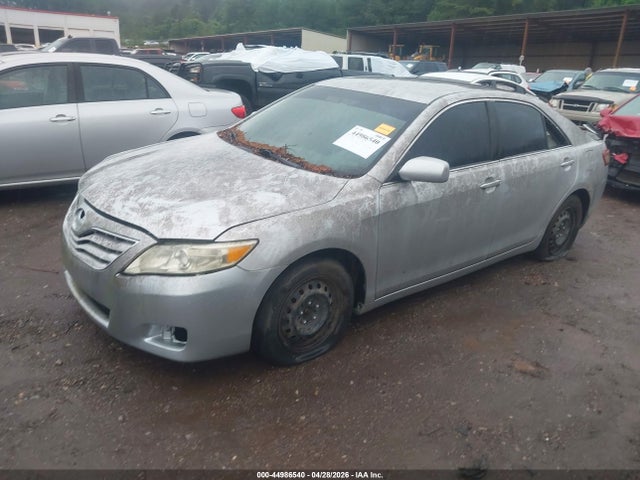 2010 Toyota Camry მანქანა იყიდება აუქციონზე, vin: 4T1BF3EK4AU537978, აუქციონის ნომერი: 44986540