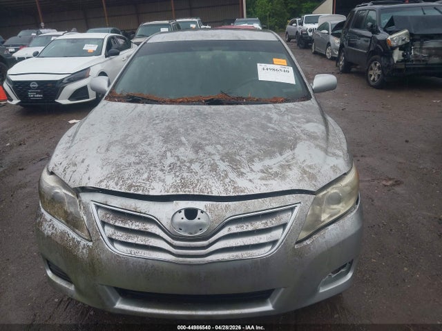 2010 Toyota Camry მანქანა იყიდება აუქციონზე, vin: 4T1BF3EK4AU537978, აუქციონის ნომერი: 44986540