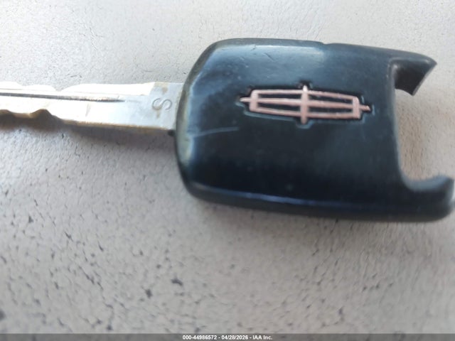 44986572 :رقم المزاد ، 5LTPW18516FJ10190 vin ، 2006 Lincoln Mark Lt مزاد بيع