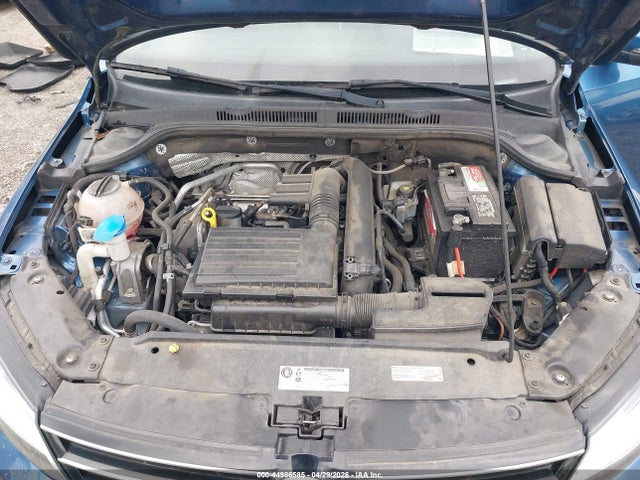 Продажа на аукционе авто 2017 Volkswagen Jetta 1.4t Se, vin: 3VWDB7AJ2HM317702, номер лота: 44986585