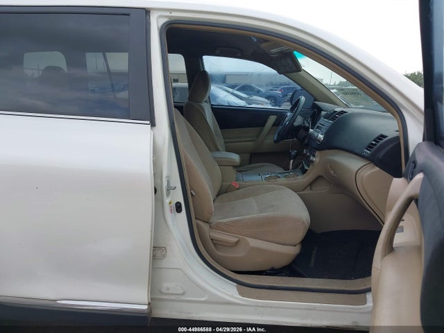 44986588 :رقم المزاد ، 5TDZA3EH8CS024259 vin ، 2012 Toyota Highlander مزاد بيع