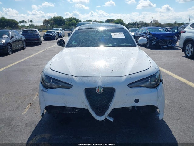 44986593 :رقم المزاد ، ZARFAMAN4P7671011 vin ، 2023 Alfa Romeo Giulia Sprint Rwd مزاد بيع