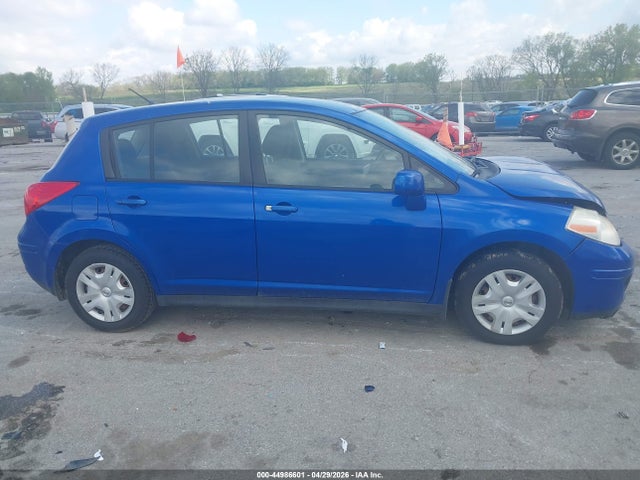 2012 Nissan Versa 1.8 S მანქანა იყიდება აუქციონზე, vin: 3N1BC1CP9CK282475, აუქციონის ნომერი: 44986601