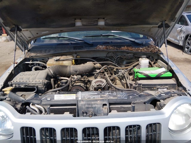 44986626 :رقم المزاد ، 1J4GL48K85W545400 vin ، 2005 Jeep Liberty Sport مزاد بيع