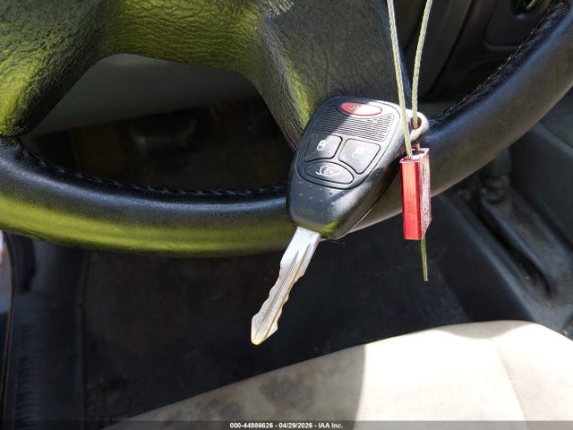 44986626 :رقم المزاد ، 1J4GL48K85W545400 vin ، 2005 Jeep Liberty Sport مزاد بيع
