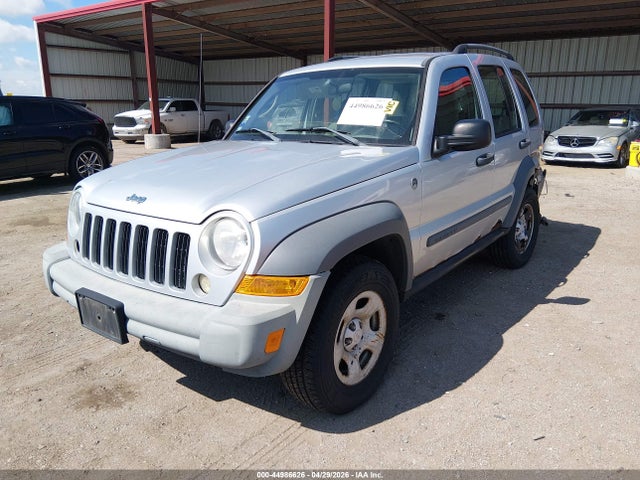 44986626 :رقم المزاد ، 1J4GL48K85W545400 vin ، 2005 Jeep Liberty Sport مزاد بيع