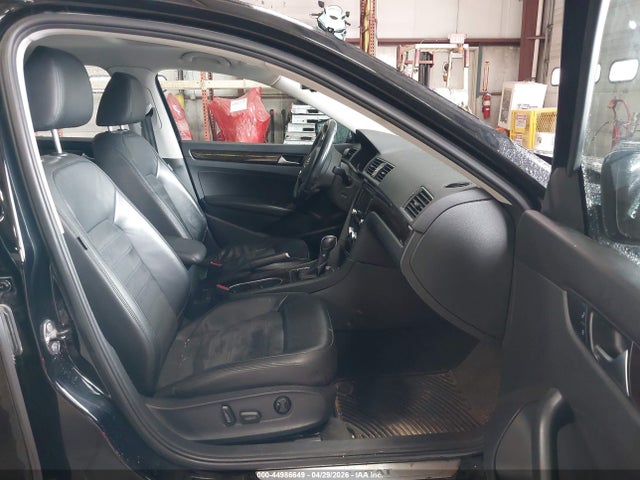 Aukcja sprzedaży 2014 Volkswagen Passat 2.0l Tdi Sel Premium, vin: 1VWCN7A33EC042827, numer aukcji: 44986649