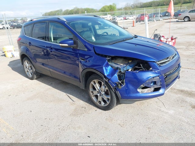 44986660 :رقم المزاد ، 1FMCU9J96FUA05221 vin ، 2015 Ford Escape Titanium مزاد بيع