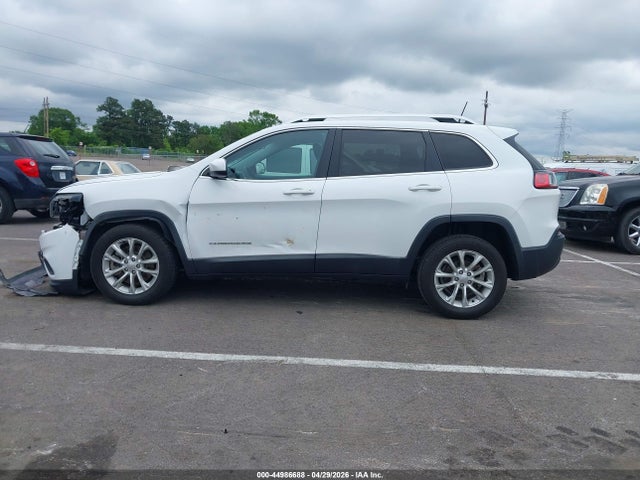 44986688 :رقم المزاد ، 1C4PJLCB5KD438910 vin ، 2019 Jeep Cherokee Latitude Fwd مزاد بيع