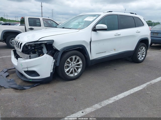 44986688 :رقم المزاد ، 1C4PJLCB5KD438910 vin ، 2019 Jeep Cherokee Latitude Fwd مزاد بيع