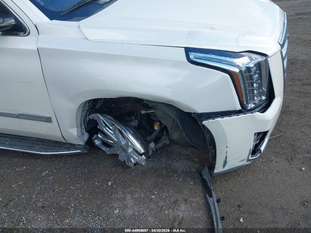 Продажа на аукционе авто 2015 Cadillac Escalade Esv Premium, vin: 1GYS4TKJ2FR719835, номер лота: 44986697