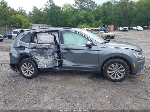 44986725 :رقم المزاد ، 3VV2B7AX8JM060924 vin ، 2018 Volkswagen Tiguan 2.0t Se/2.0t Sel مزاد بيع