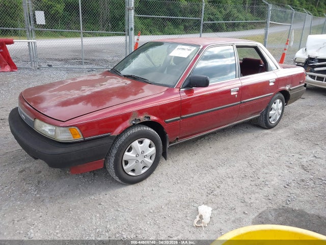 44986740 :رقم المزاد ، JT2SV21E9K3372222 vin ، 1989 Toyota Camry Dlx مزاد بيع
