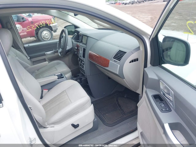 Продаж на аукціоні авто 2008 Chrysler Town & Country Touring, vin: 2A8HR54P58R752980, номер лоту: 44986752