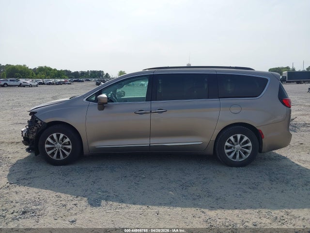 Aukcja sprzedaży 2017 Chrysler Pacifica Touring-l, vin: 2C4RC1BG7HR660603, numer aukcji: 44986768