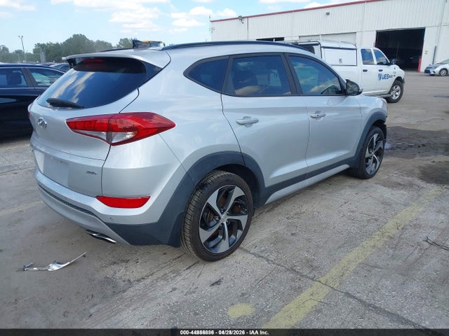 Aukcja sprzedaży 2018 Hyundai Tucson Value, vin: KM8J3CA22JU691468, numer aukcji: 44986836