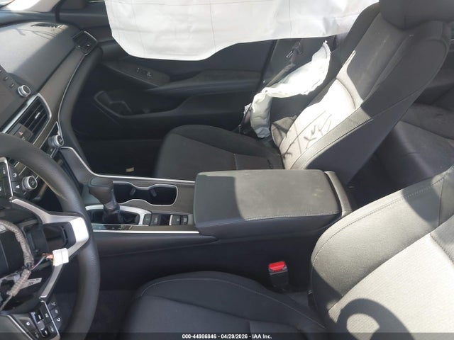 44986846 :رقم المزاد ، 1HGCV1F14NA019951 vin ، 2022 Honda Accord Lx مزاد بيع