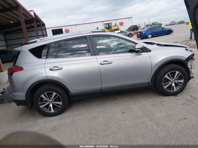 Toyota Rav4 Xle 2018 2T3RFREV4JW708442 Image 14
