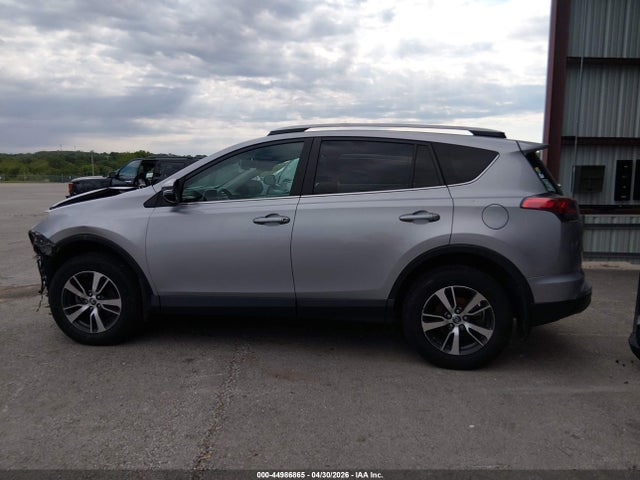Toyota Rav4 Xle 2018 2T3RFREV4JW708442 Image 15