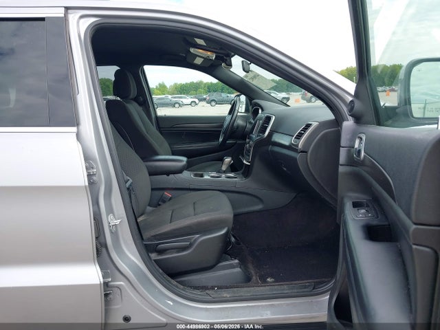 Продаж на аукціоні авто 2018 Jeep Grand Cherokee Laredo E 4x4, vin: 1C4RJFAG5JC178893, номер лоту: 44986902