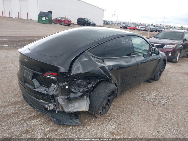 Продажа на аукционе авто 2023 Tesla Model Y Awd/long Range Dual Motor All-wheel Drive, vin: 7SAYGAEE8PF924757, номер лота: 44986940
