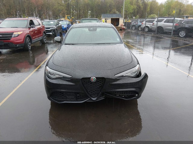 44986942 :رقم المزاد ، ZARFANBN4P7670610 vin ، 2023 Alfa Romeo Giulia Estrema Awd مزاد بيع