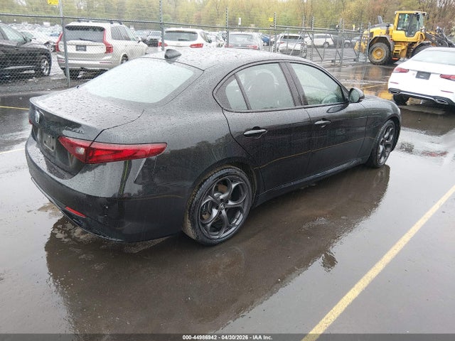 44986942 :رقم المزاد ، ZARFANBN4P7670610 vin ، 2023 Alfa Romeo Giulia Estrema Awd مزاد بيع
