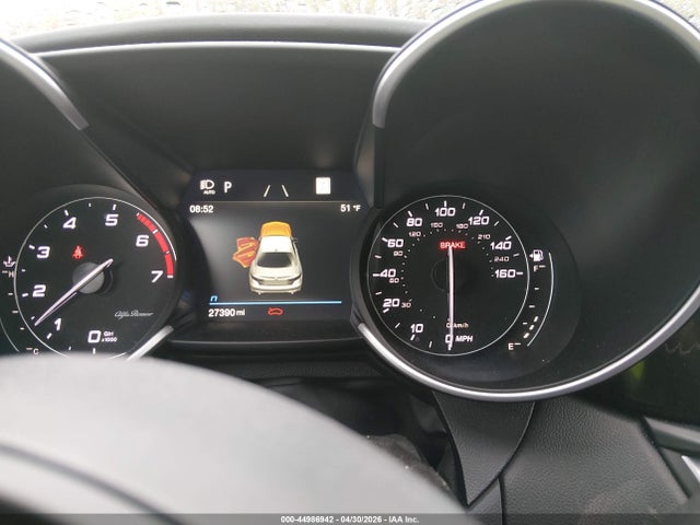 44986942 :رقم المزاد ، ZARFANBN4P7670610 vin ، 2023 Alfa Romeo Giulia Estrema Awd مزاد بيع