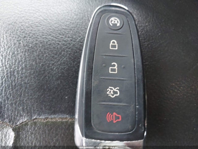 1FADP3N27JL289750 Ford Focus Titanium