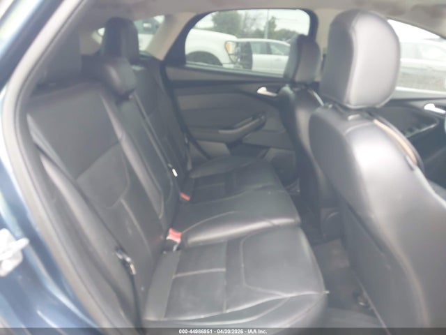 1FADP3N27JL289750 Ford Focus Titanium