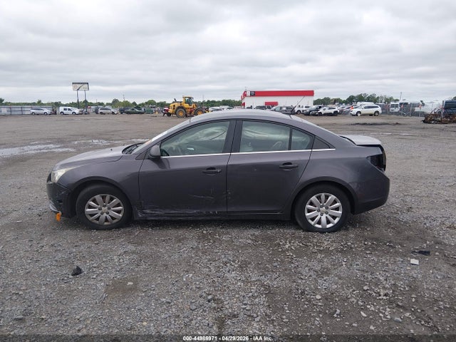 2011 Chevrolet Cruze Ls მანქანა იყიდება აუქციონზე, vin: 1G1PC5SH0B7105582, აუქციონის ნომერი: 44986971