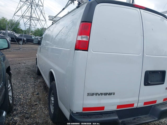 44986995 :رقم المزاد ، 1GTW7BFP6N1158074 vin ، 2022 Gmc Savana Cargo Rwd 2500 Extended Wheelbase Work Van مزاد بيع