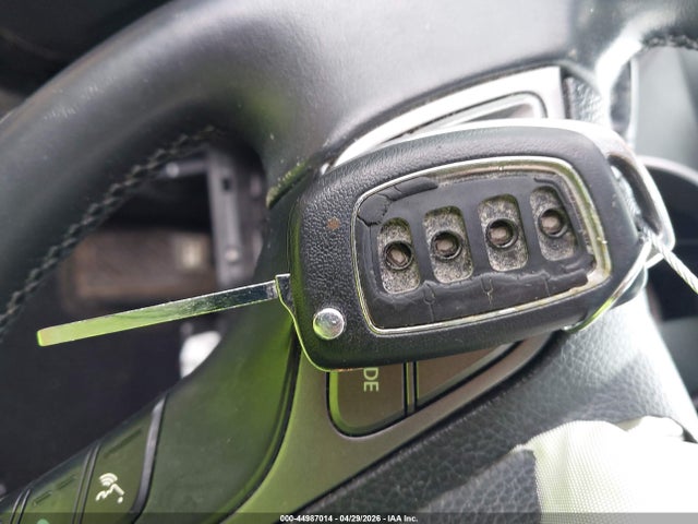 Продажа на аукционе авто 2013 Hyundai Santa Fe Gls, vin: KM8SMDHF9DU014017, номер лота: 44987014