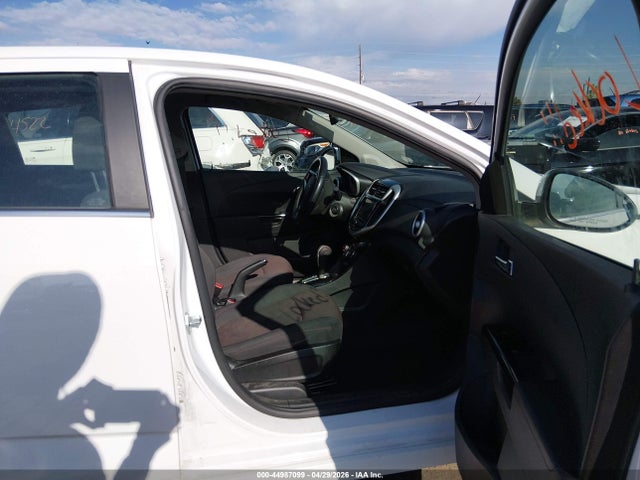 Auction sale of the 2020 Chevrolet Sonic Fwd  Lt 5-door, vin: 1G1JD6SB8L4100637, lot number: 44987099