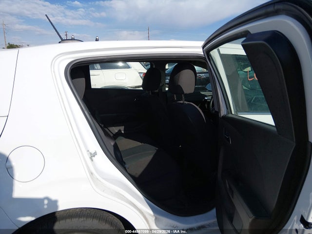Auction sale of the 2020 Chevrolet Sonic Fwd  Lt 5-door, vin: 1G1JD6SB8L4100637, lot number: 44987099